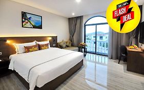 Crown Nguyen Hoang Hotel